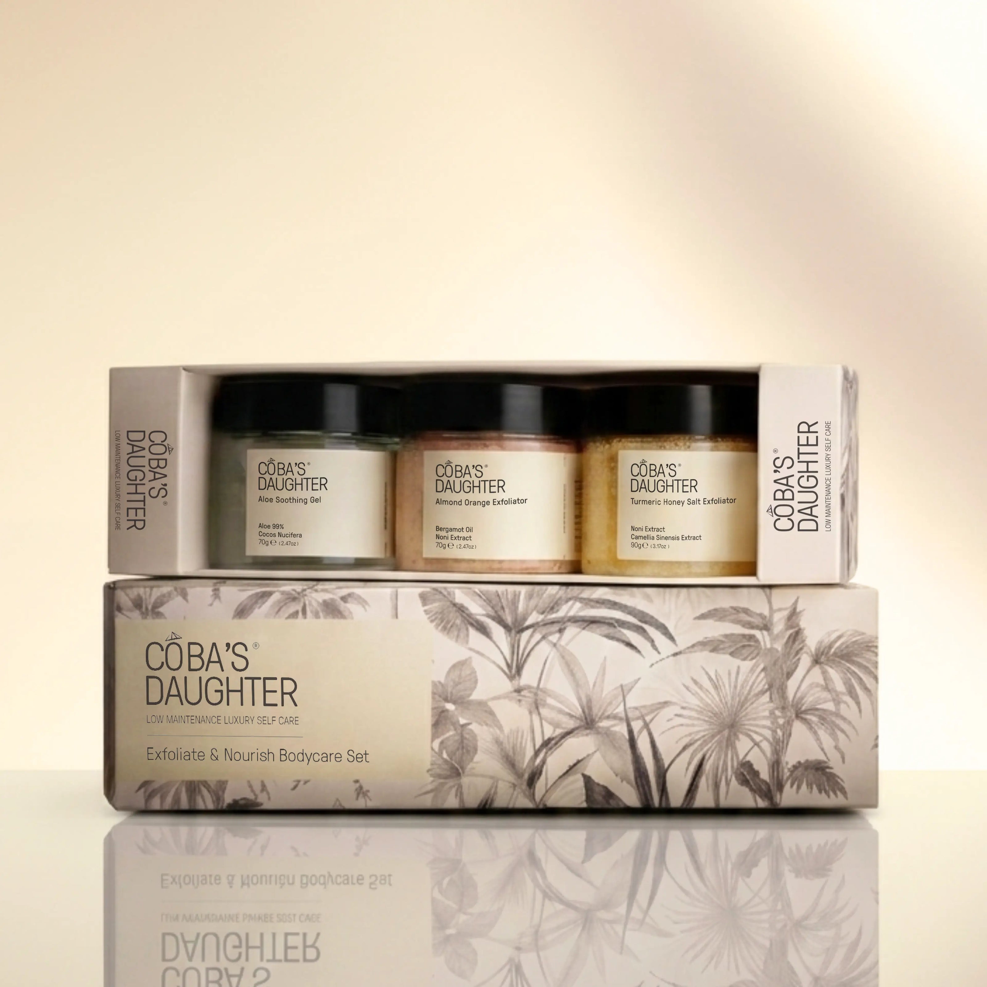 CoBa's Daughter Spa-Inspired Gift Set. Mini trio with 3 pieces for exfoliation and hydration. Made from natural ingredients, gift-ready packaging design, ideal gift for every occasion.